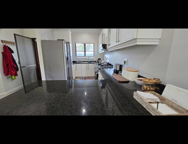 2 BEDROOM TOWNHOUSE FOR SALE IN SIMBITHI ECO ESTATE